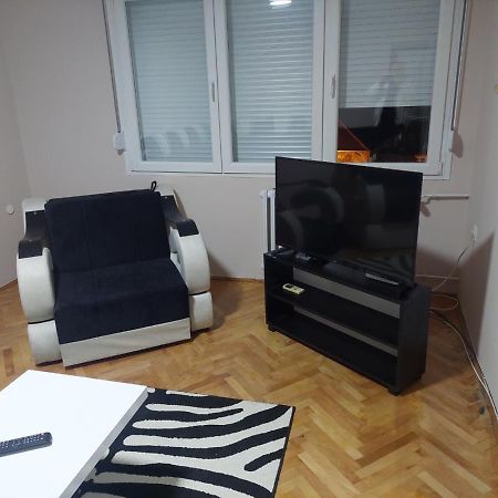 Apartamento Rajna Pirot Exterior foto