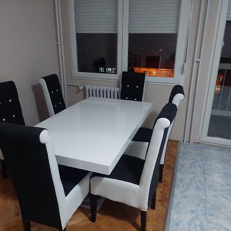 Apartamento Rajna Pirot Exterior foto