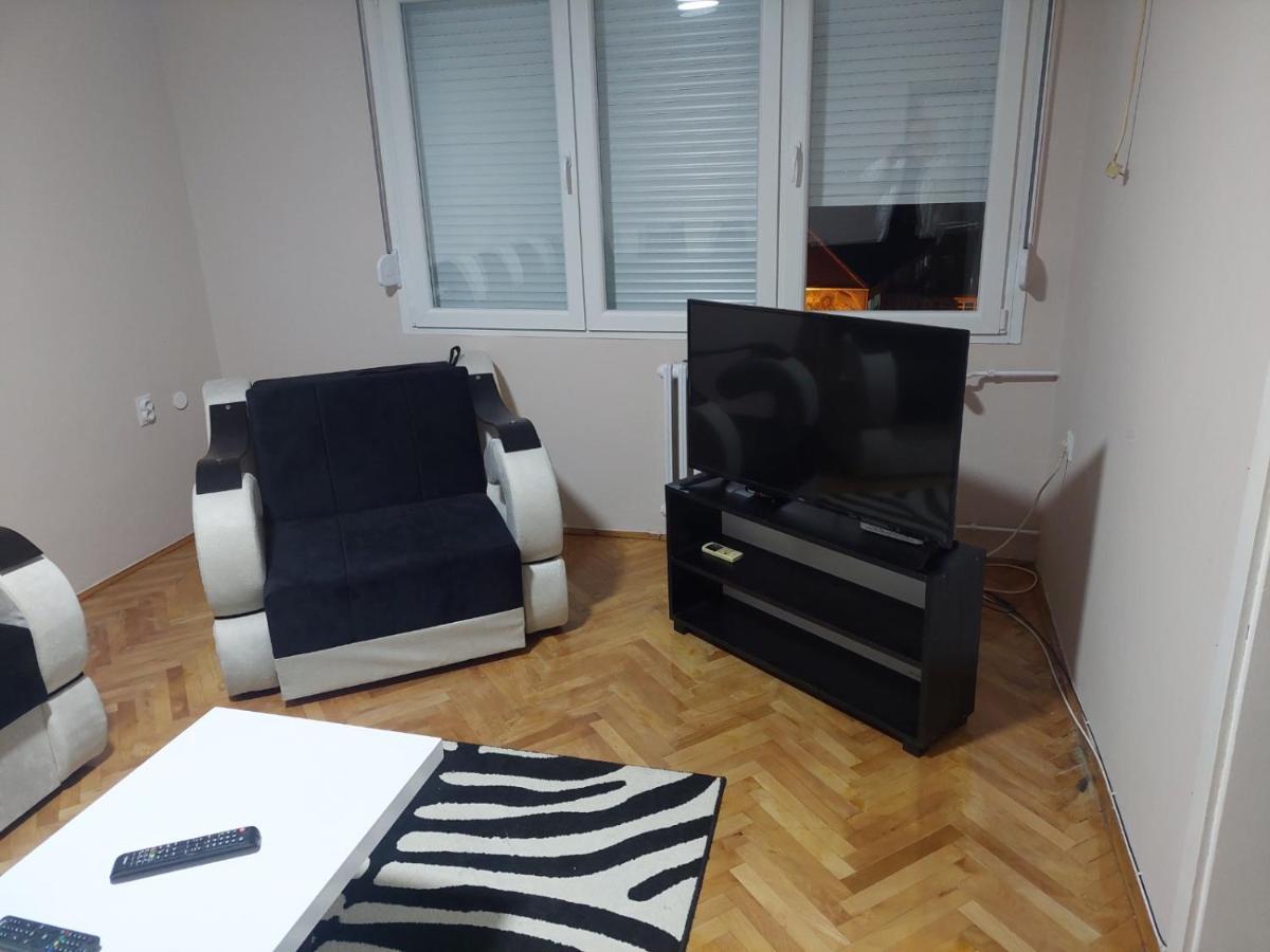 Apartamento Rajna Pirot Exterior foto