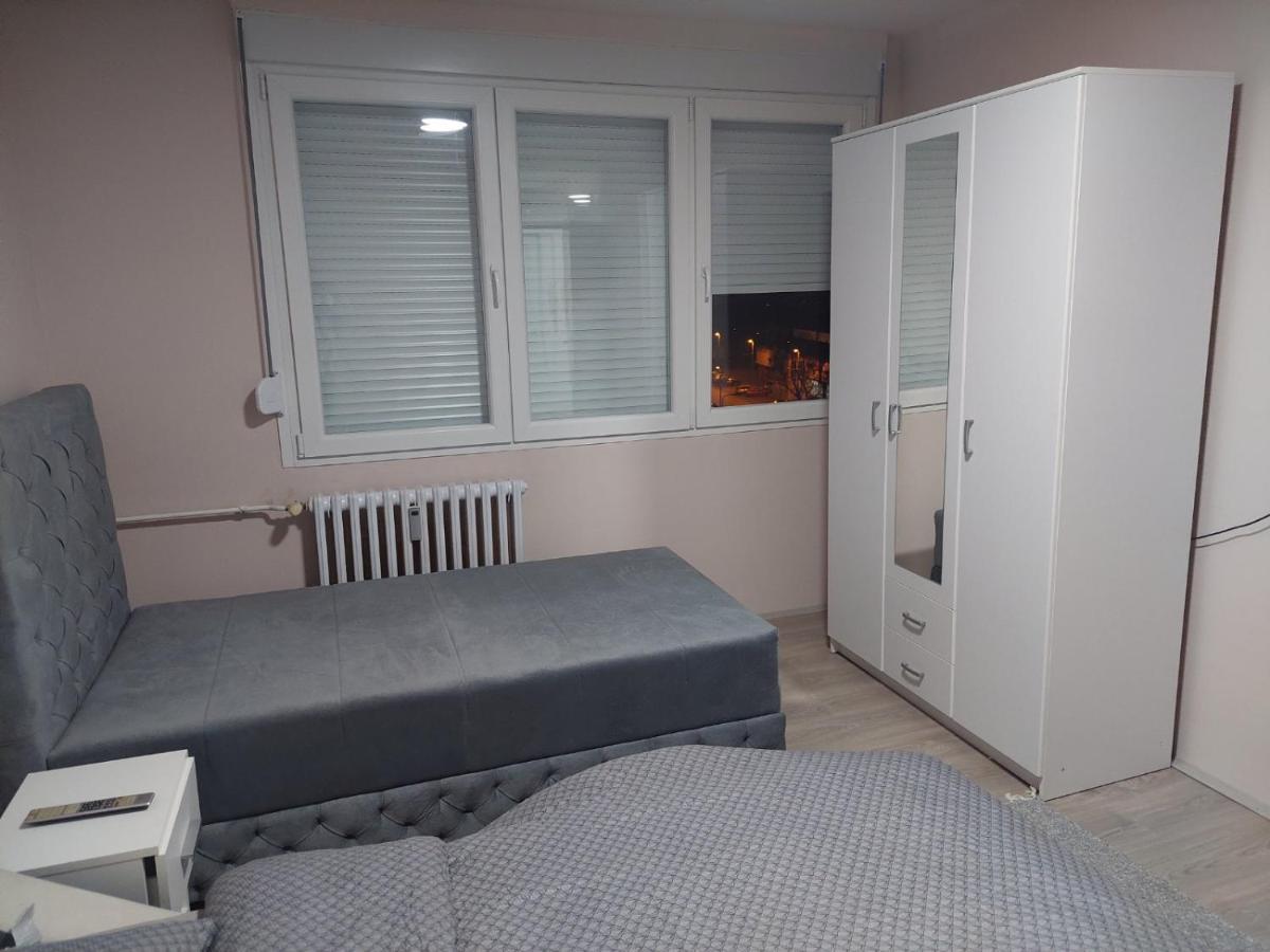 Apartamento Rajna Pirot Exterior foto